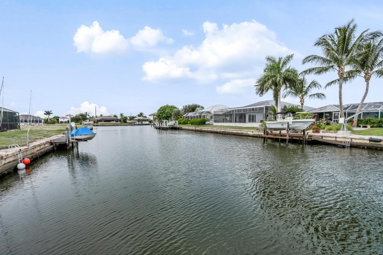 Palm Breeze Bliss Villa Marco Island Exterior photo